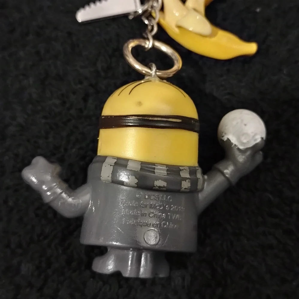 ⭐ Re-inspired Minion character keychain bag charm zipper pull - Picture 4 of 5
